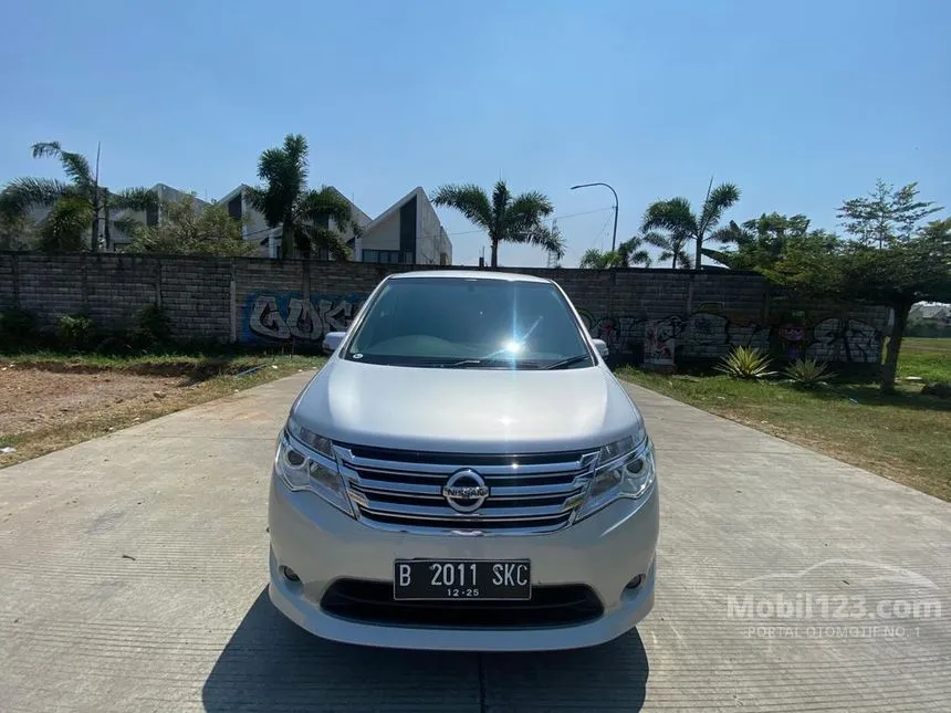 Jual Mobil Nissan Serena 2015 X 2.0 di Jawa Barat Automatic MPV Silver Rp 167.000.000