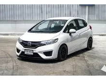 2014 Honda JAZZ 1.5 (ปี 14-22) S Hatchback