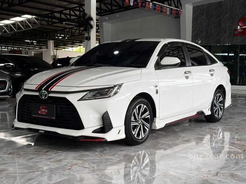 2022 Toyota Yaris Ativ Sport Sedan