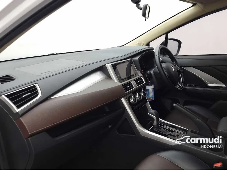 2021 Mitsubishi Xpander Cross MPV