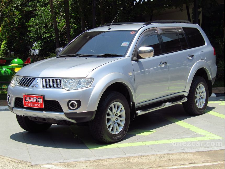 Mitsubishi pajero 2009