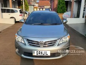2013 Toyota Corolla Altis 1.8 V Sedan