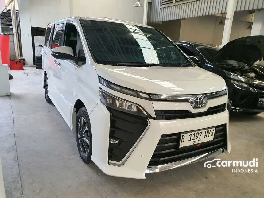 Jual Mobil Toyota Voxy 2018 2.0 di Banten Automatic MPV Putih Rp 310.000.000
