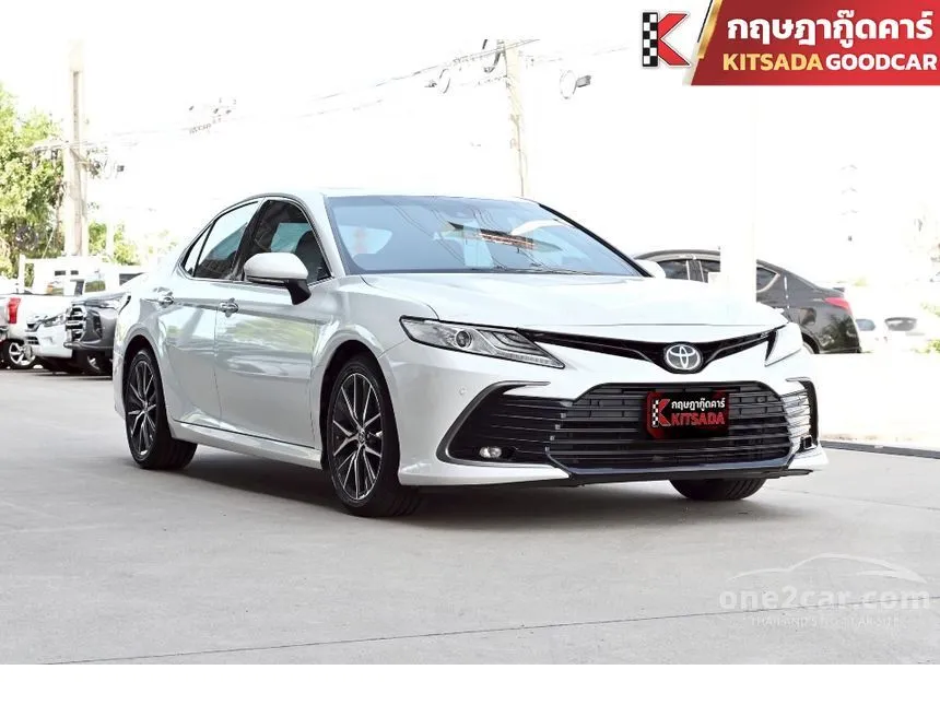 2022 Toyota CAMRY Premium Sedan
