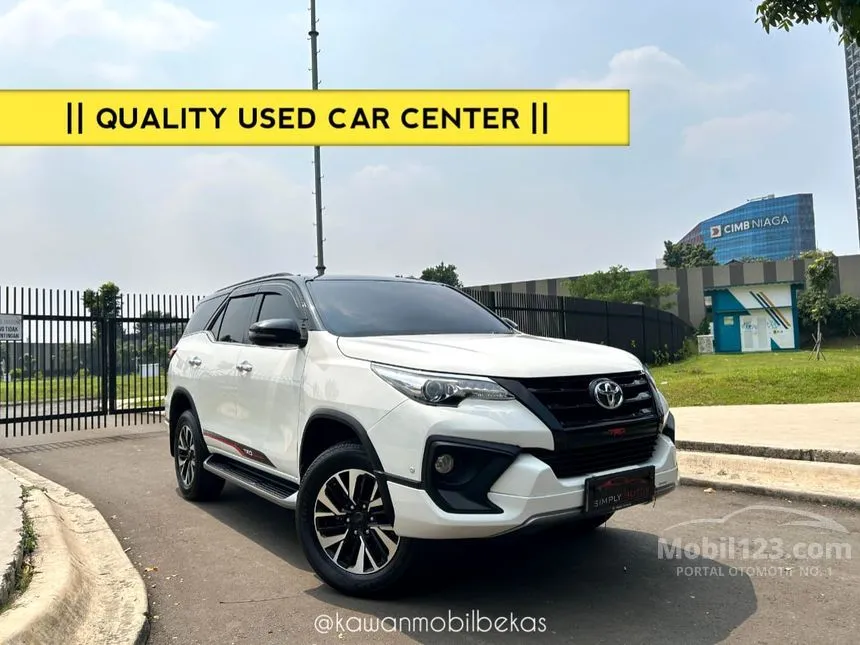 Jual Mobil Toyota Fortuner 2018 TRD 2.4 di Banten Automatic SUV Putih Rp 369.000.000