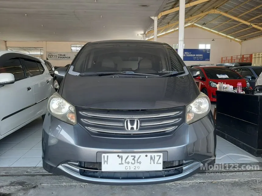 Jual Mobil Honda Freed 2012 E 1.5 di Jawa Timur Automatic MPV Abu