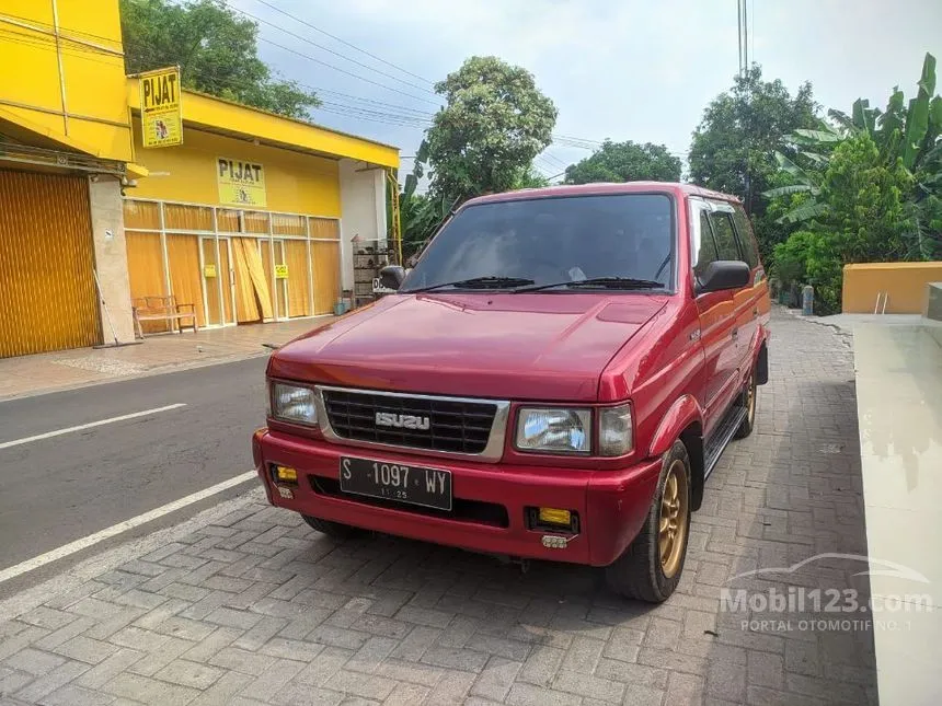 Jual Mobil Isuzu Panther 2000 2.5L Hi Grade 2.5 di Jawa Timur Manual MPV Minivans Merah Rp 70.000.000