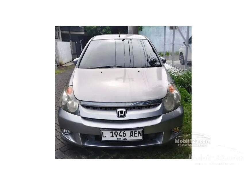 2005 Honda Stream MPV