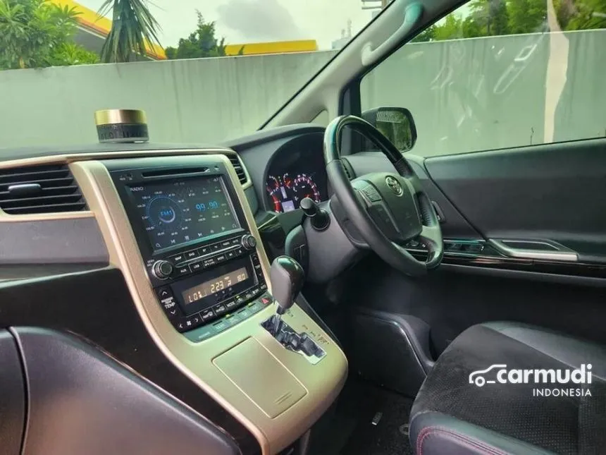 2013 Toyota Vellfire ZG Van Wagon