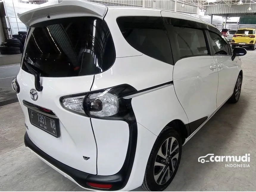 2020 Toyota Sienta V MPV