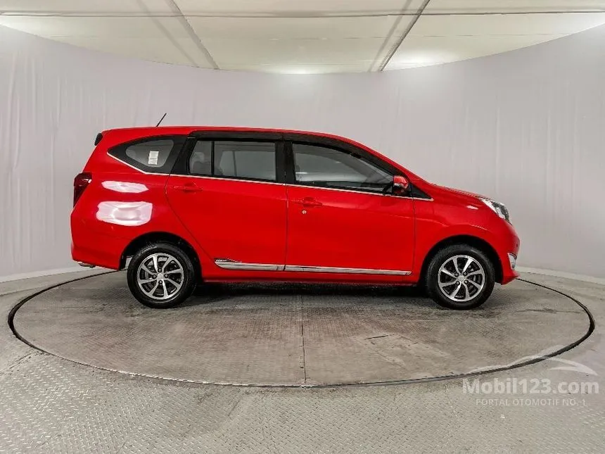 2018 Daihatsu Sigra X Deluxe MPV