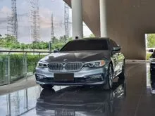 2018 BMW 520i 2.0 Luxury Sedan. LOW KM 13.000. WARRANTY DAN SEGAR. SANGAT MEWAH, WARNA SPESIAL, DAN MENGUTAMAKAN KENYAMANAN BERKENDARA.