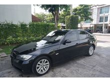 2005 BMW 320i 2.0 E90 (ปี 05-13) SE Sedan AT