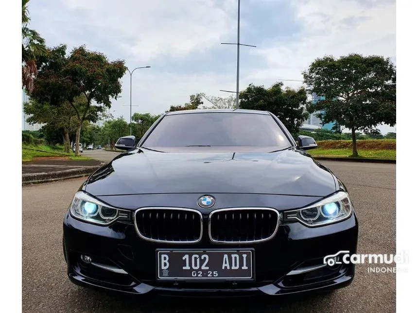 2014 BMW 320i Sport Sedan