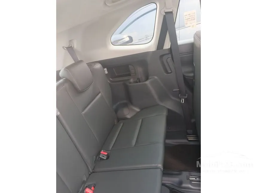 2026 Toyota Kijang Innova Zenix Q HV TSS ( Premium Color) MPV