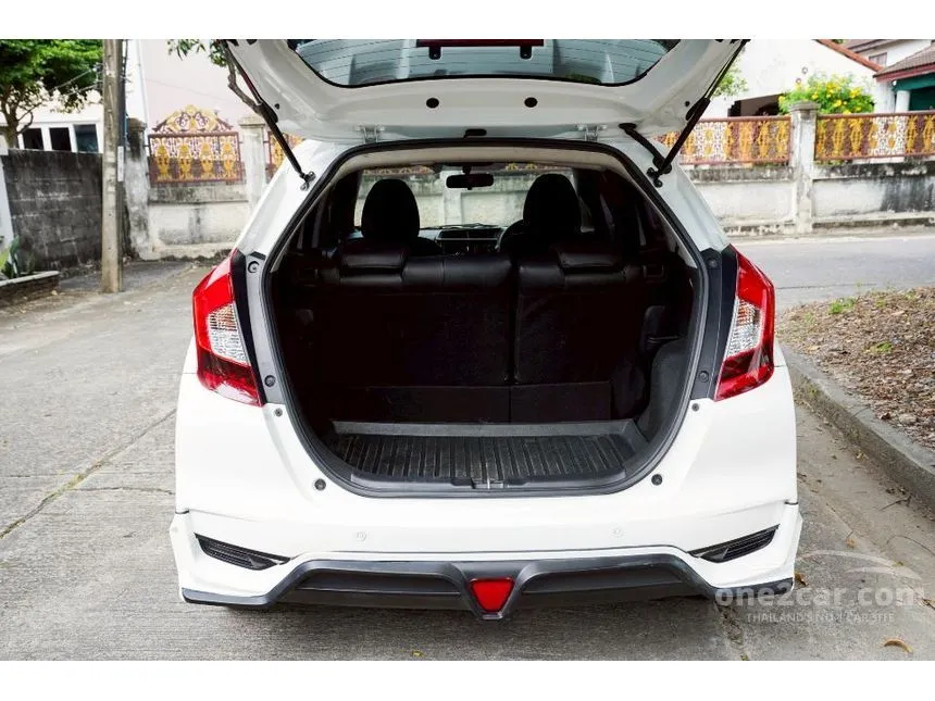 2019 Honda JAZZ S Hatchback