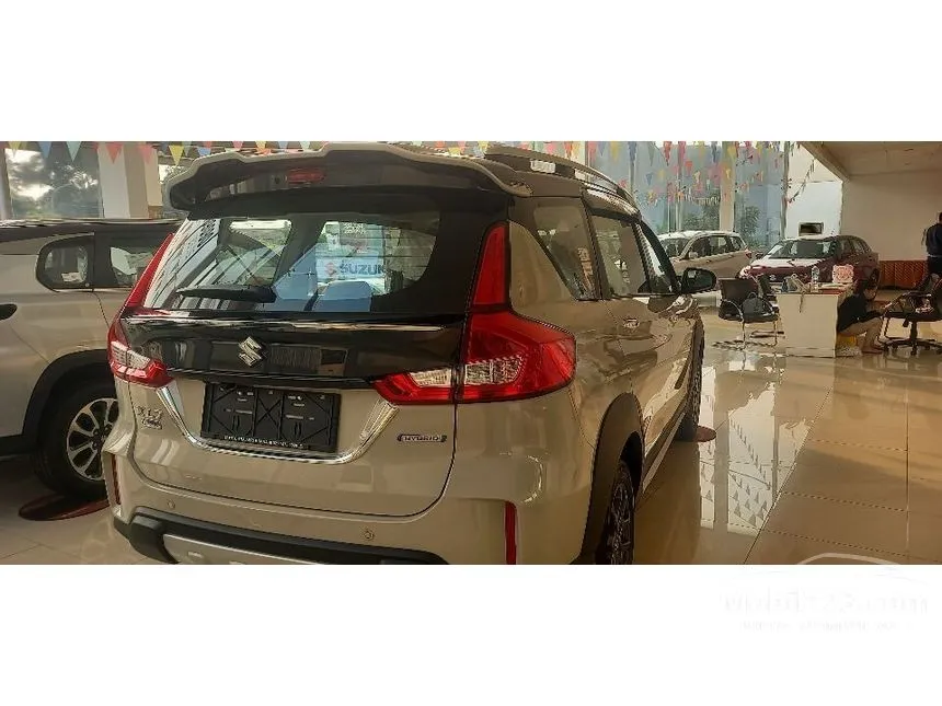 Jual Mobil Suzuki XL7 2024 ALPHA Hybrid 1.5 di Jawa Barat Automatic Wagon Putih Rp 197.800.000