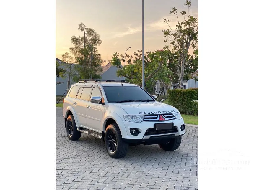 Jual Mobil Mitsubishi Pajero Sport 2014 Exceed 2.5 di Jawa Timur Automatic SUV Putih Rp 240.000.000