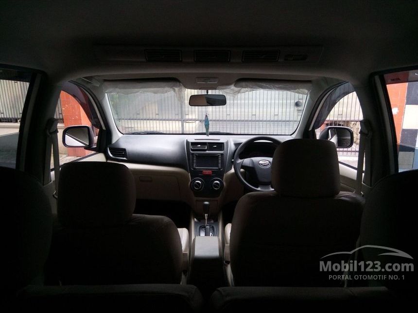 2012 Daihatsu Xenia R ATTIVO MPV