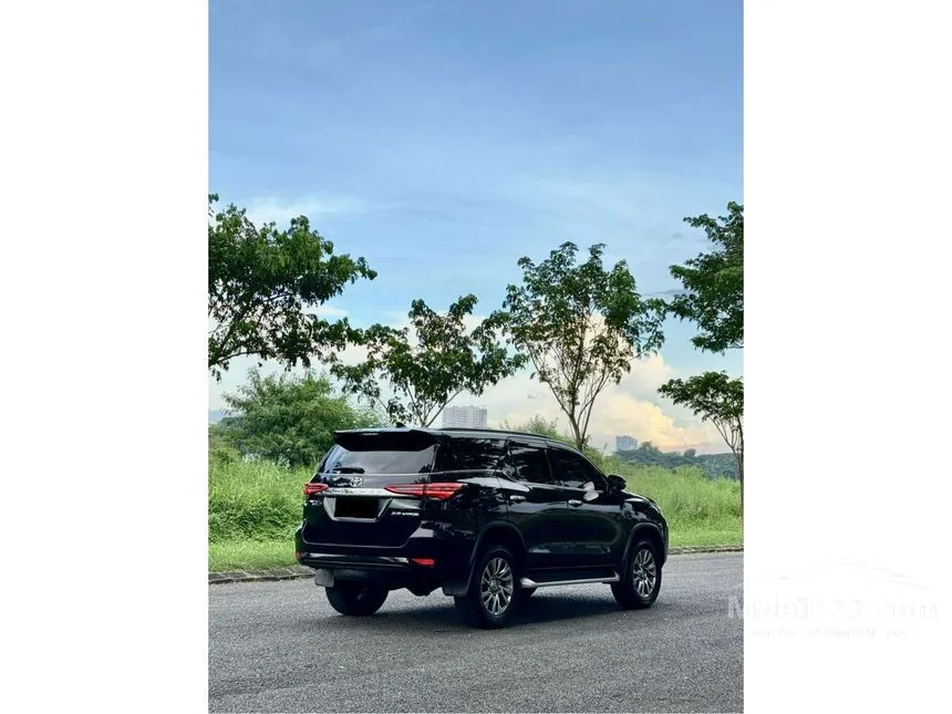 2022 Toyota Fortuner VRZ 4X2 SUV