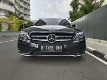 2018 Mercedes-Benz C300 MERCY C300 AMG AT 2018 BLACK ON BLACK LOW KM PANORAMIC ROOF TOP CONDITION FULL ORIGINAL