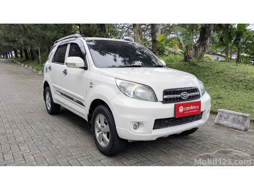 Jual Mobil Daihatsu Terios 2013 TS 1.5 di Jawa Barat Manual SUV Putih Rp 109.000.000
