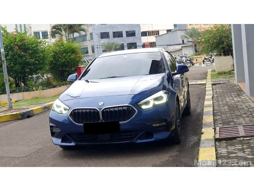 Jual Mobil BMW 218i 2023 Gran Coupe Sport 1.5 di DKI Jakarta Automatic Coupe Biru Rp 555.000.000