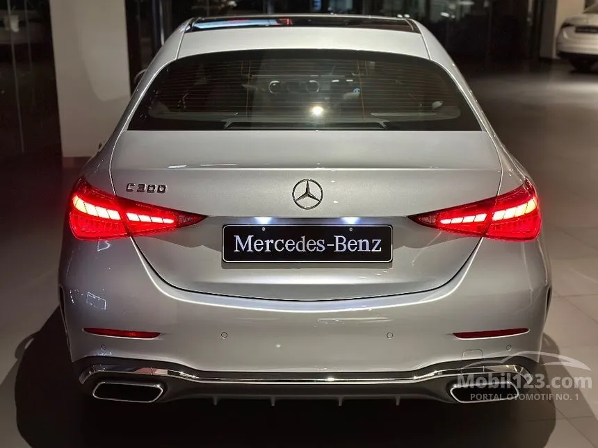 2023 Mercedes-Benz C300 AMG Line Sedan
