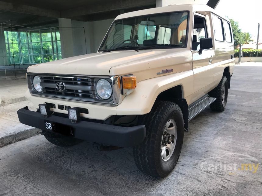 Toyota Land Cruiser 1995 Ninja 4.2 in Sabah Automatic SUV Beige for RM