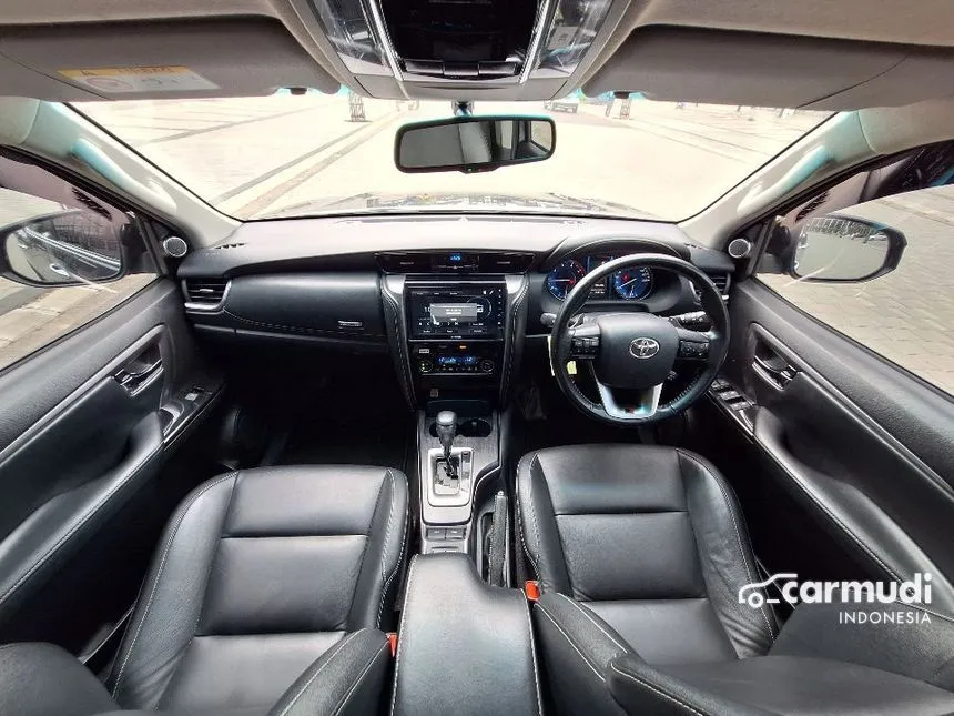 2022 Toyota Fortuner VRZ GR SPORT 4X2 SUV