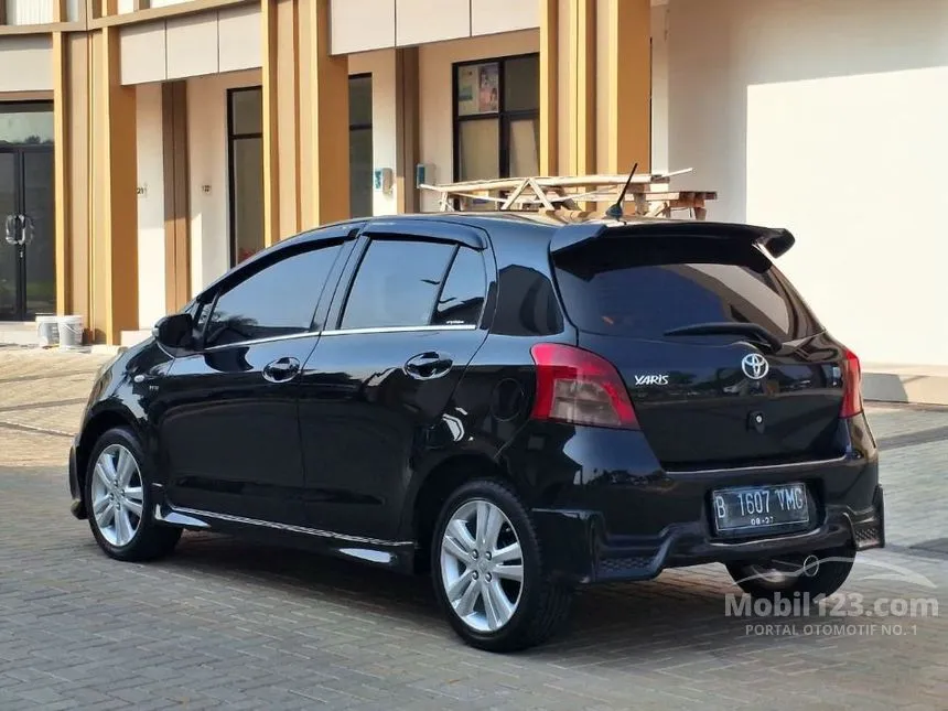 2008 Toyota Yaris E Hatchback