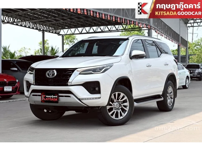 2022 Toyota FORTUNER V SUV
