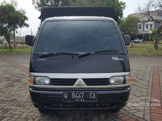 Mitsubishi T120ss Minibus