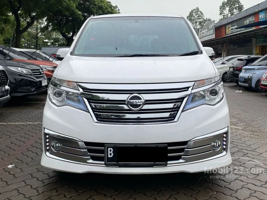 Jual Mobil Nissan Serena 2016 Highway Star 2.0 di Banten Automatic MPV Putih Rp 218.500.000