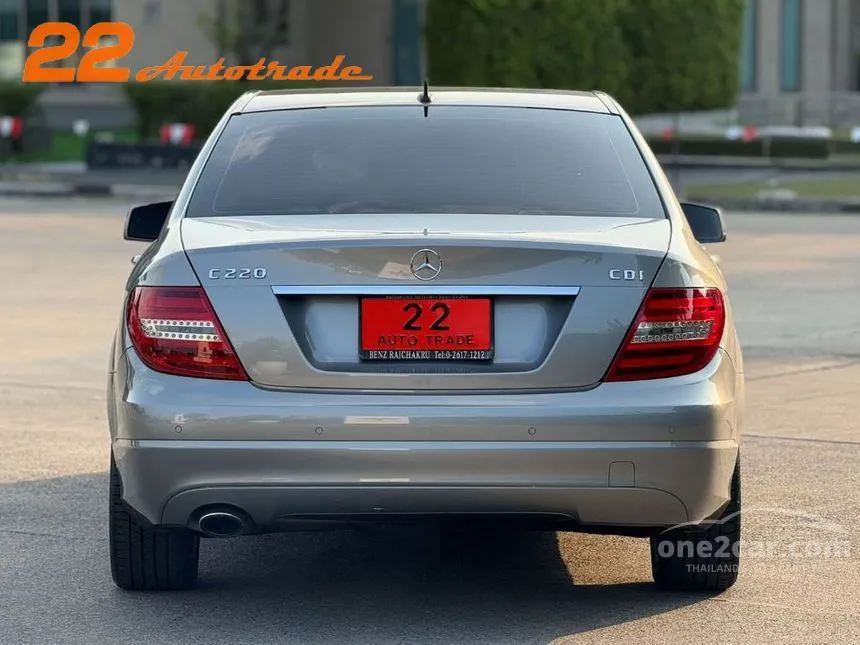 2012 Mercedes-Benz C220 CDI BlueEFFICIENCY Sedan