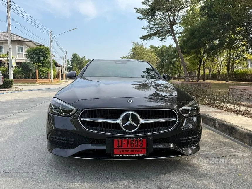 2022 Mercedes-Benz C220 d Avantgarde Sedan
