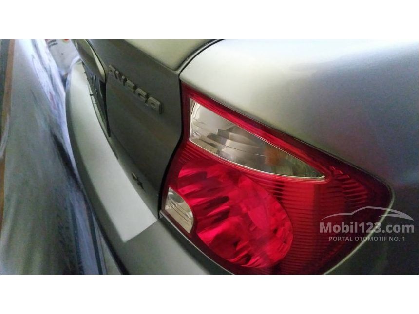 Jual Mobil  Hyundai Avega 2009 GL 1 5 di Jawa Barat 