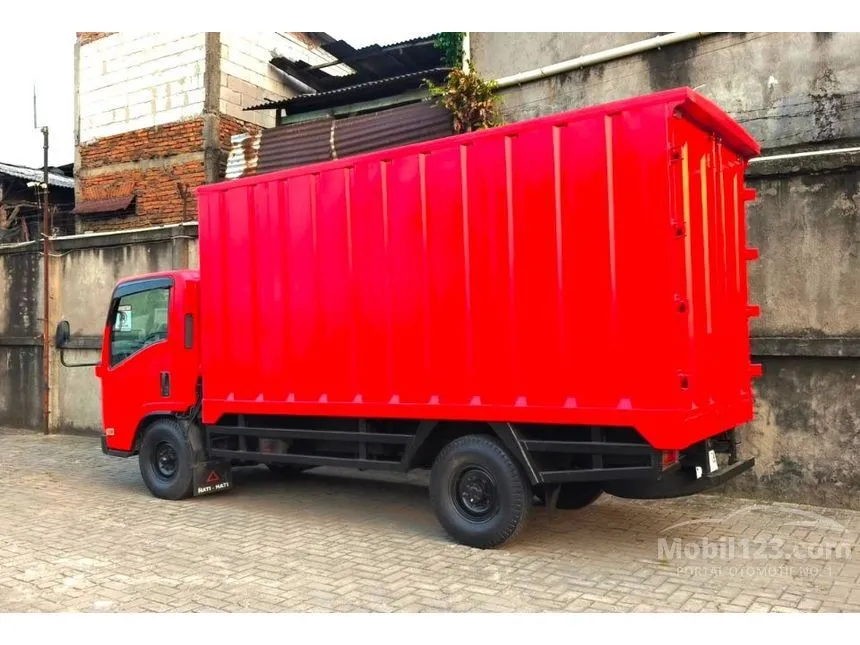 2022 Isuzu Elf NLR L Truck