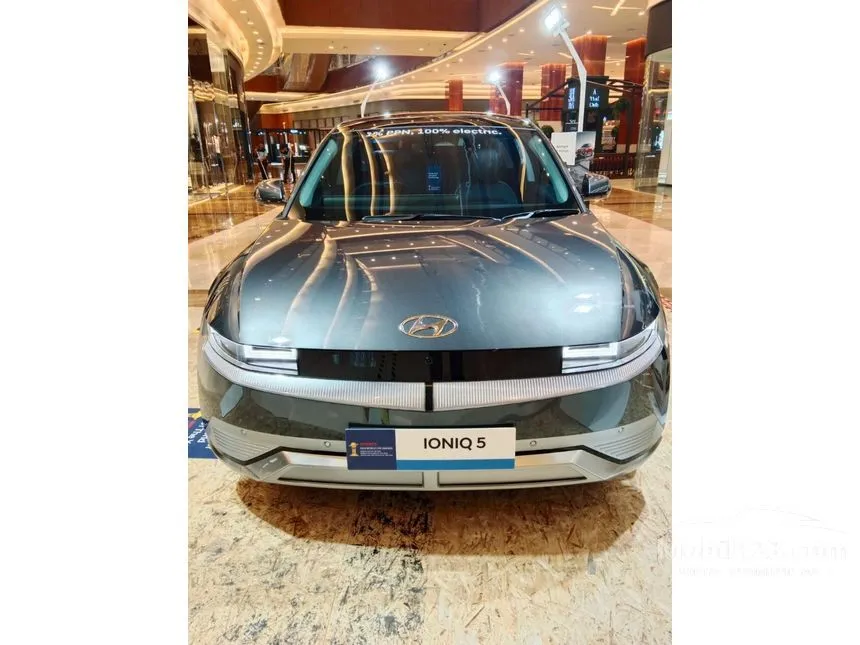 Jual Mobil Hyundai IONIQ 5 2024 Long Range Signature di Banten Automatic Wagon Abu