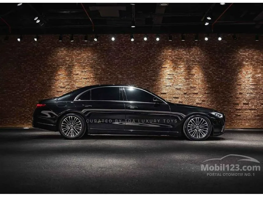 2022 Mercedes-Benz S450L Luxury 4MATIC Sedan