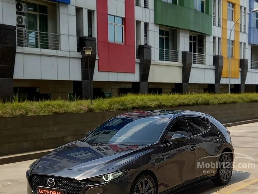 Jual Mobil Mazda 3 2022 SKYACTIV