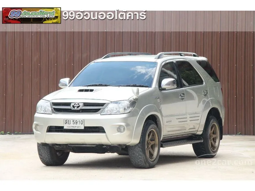 2006 Toyota FORTUNER V SUV