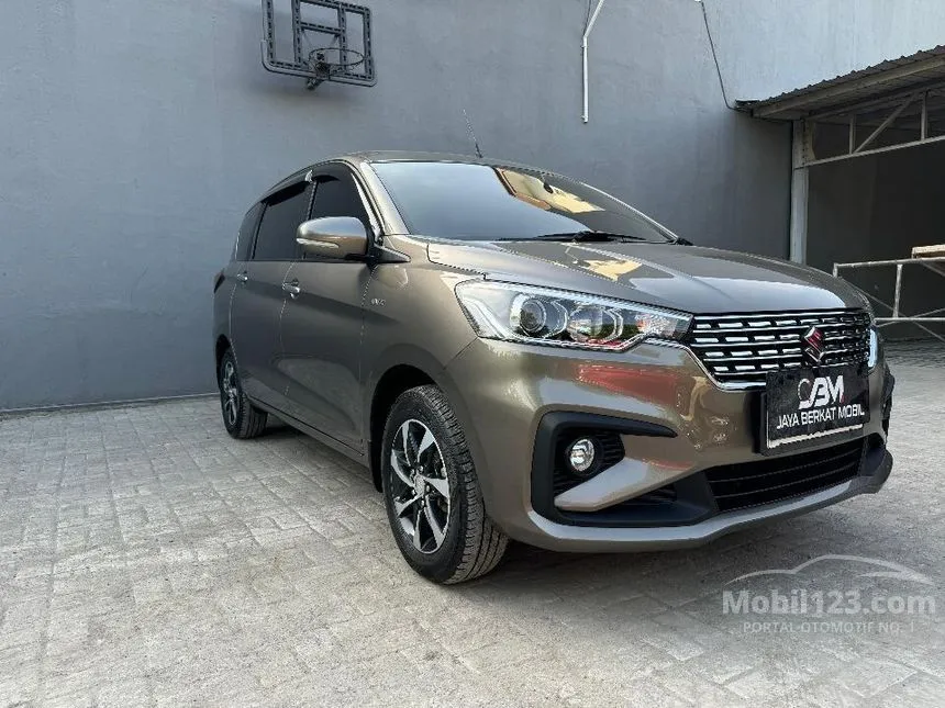 Jual Mobil Suzuki Ertiga 2019 GX 1.5 di Jawa Timur Manual MPV Abu