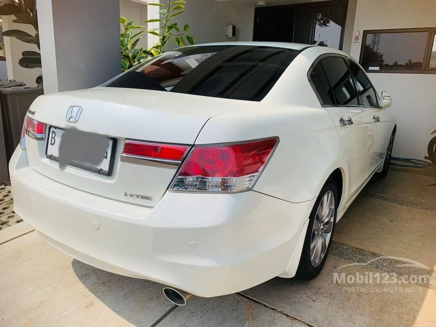 Jual Mobil Honda Accord 2012 VTi
