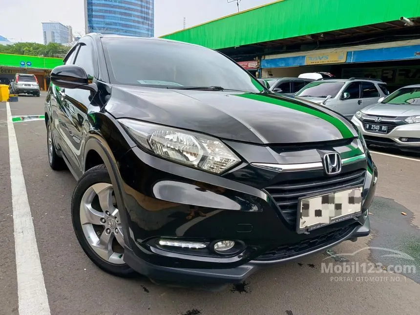Jual Mobil Honda HR