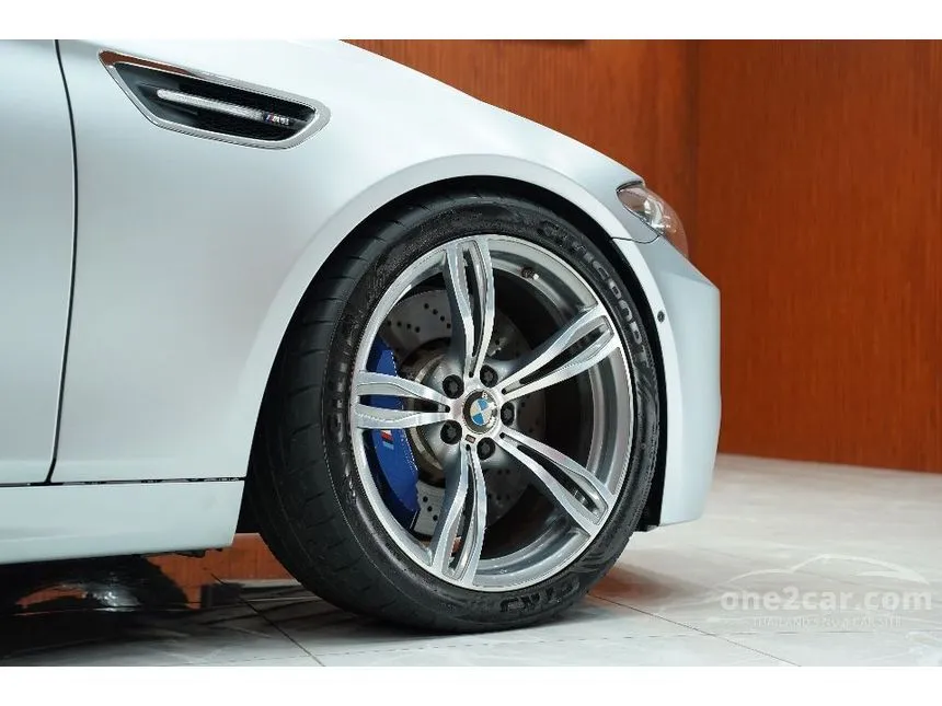 2015 BMW M5 Sedan