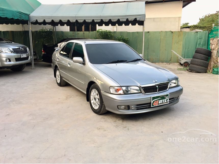 Nissan sunny 2000