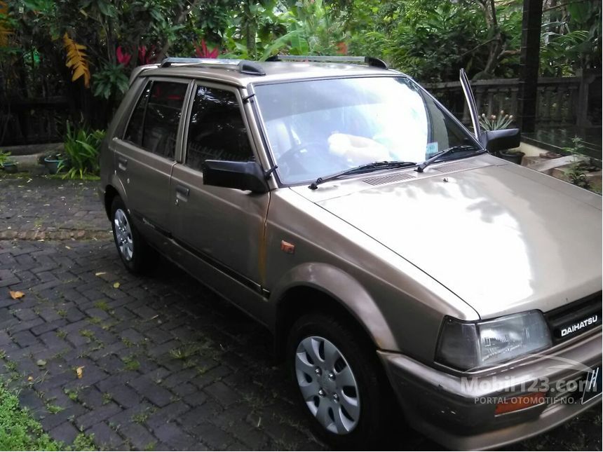 Jual Mobil Daihatsu Charade 1986 1.0 di Jawa Tengah Manual 
