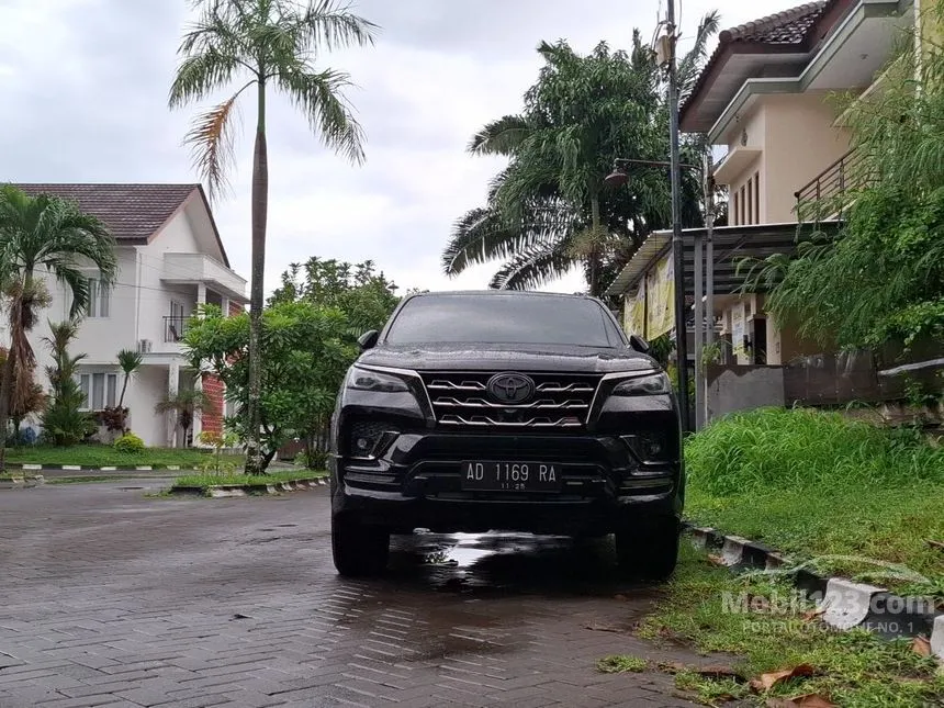 Jual Mobil Toyota Fortuner 2020 TRD 2.4 di Jawa Tengah Automatic SUV Hitam Rp 490.000.000