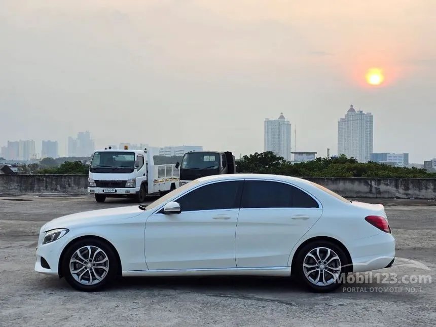 2015 Mercedes-Benz C200 Avantgarde Sedan